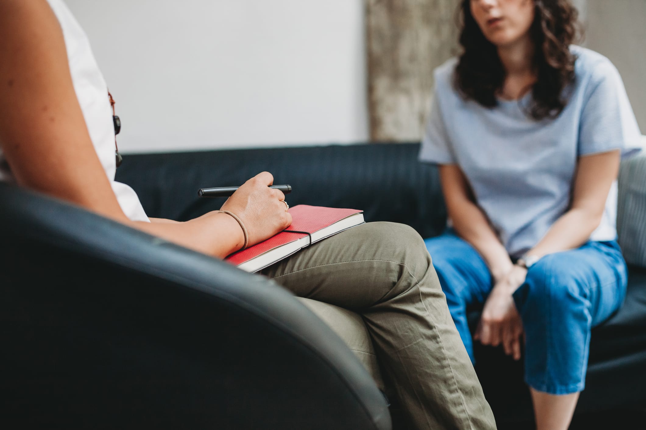 understanding the difference between inpatient and outpatient mental health progerams_a0cda7a1 53cd 434e a730 3daa1714e373
