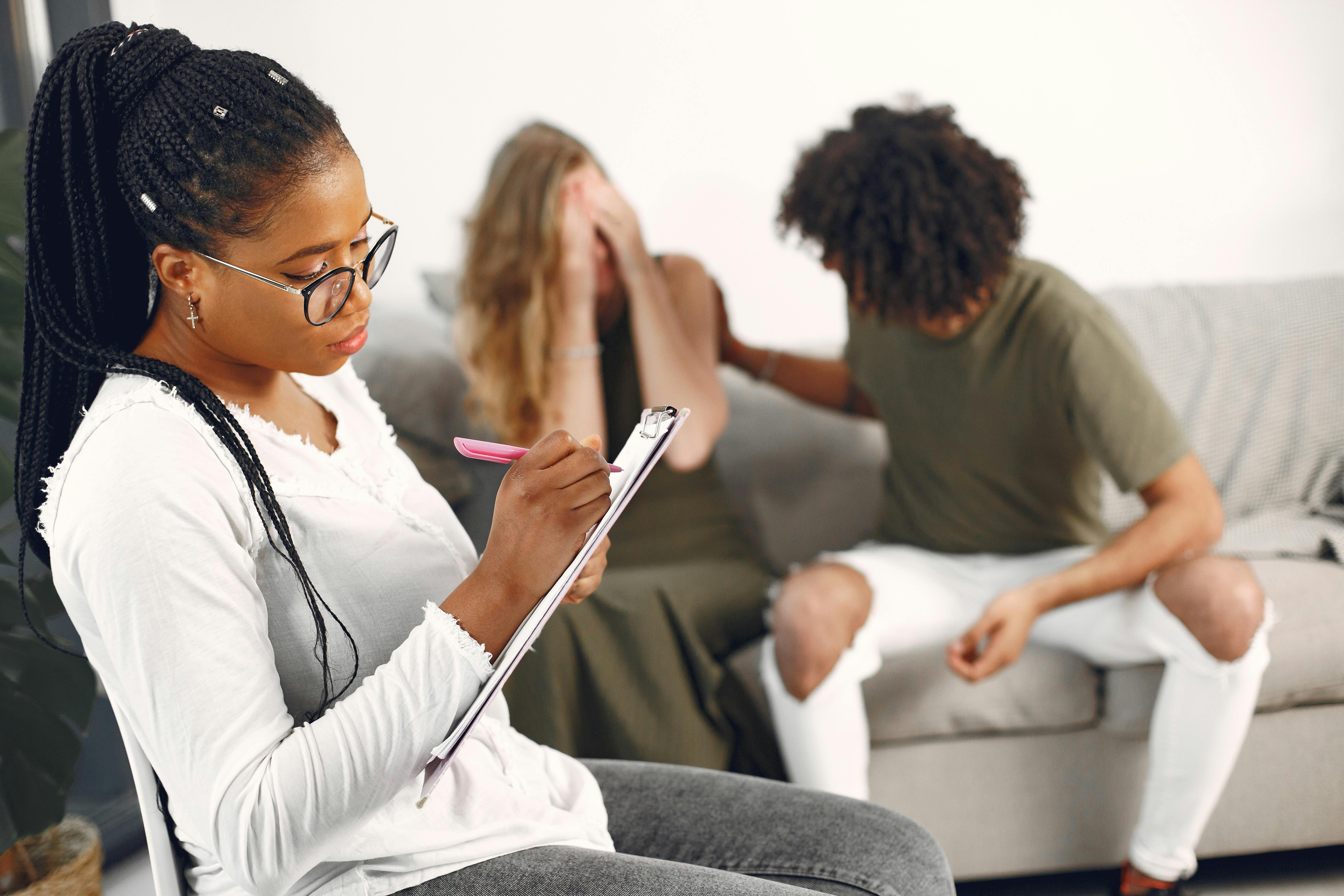 navigating the mind  cognitive behavioral therapy for managing bipolar disorder_cdf30329 6a5a 41cc b02e 40a31ec2f326